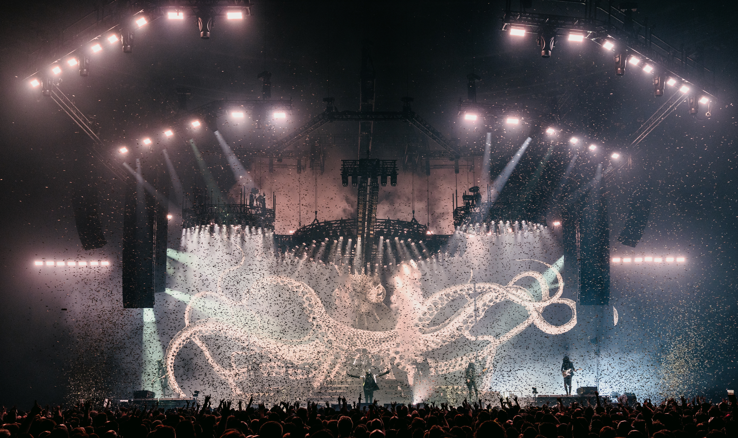 Ghost Skeletour World Tour | © Ryan Chang