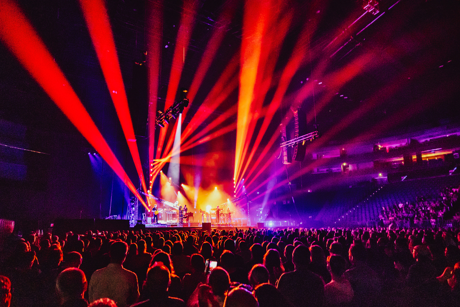 Lichtshow auf Schillerkonzert in Lanxess Arena